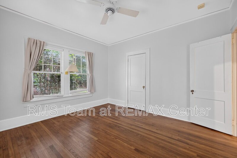 Highly Desirable Midtown High School District! property image