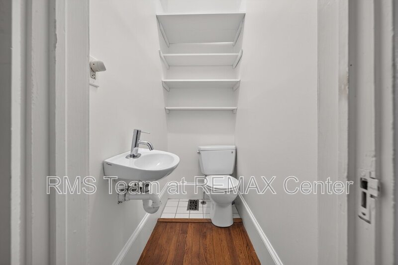 Highly Desirable Midtown High School District! property image