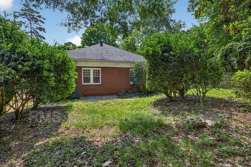 Highly Desirable Midtown High School District! property image