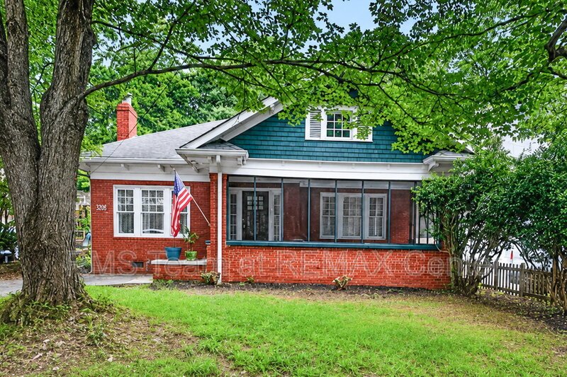 Highly Desirable Midtown High School District! property image