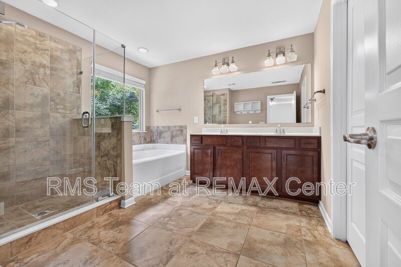 Close to shopping, restaurants, Emory, CHOA & the new Peachtree Creek Greenway! property image