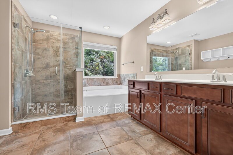 Close to shopping, restaurants, Emory, CHOA & the new Peachtree Creek Greenway! property image