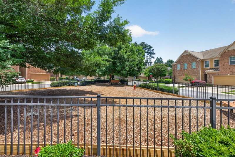 Close to shopping, restaurants, Emory, CHOA & the new Peachtree Creek Greenway! property image