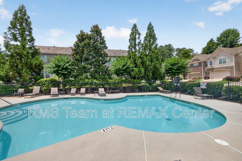 Close to shopping, restaurants, Emory, CHOA & the new Peachtree Creek Greenway! property image