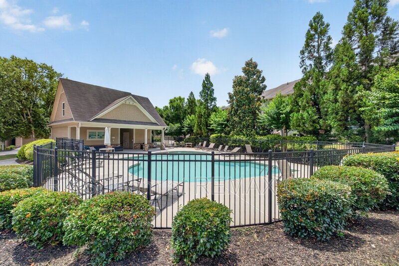 Close to shopping, restaurants, Emory, CHOA & the new Peachtree Creek Greenway! property image