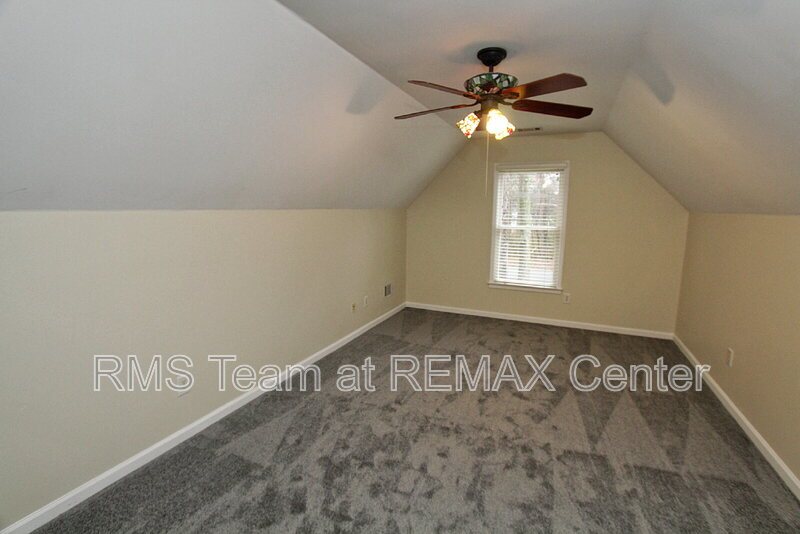 Beautiful Well Maintained Home property image