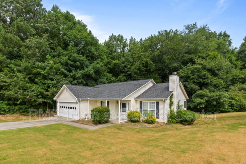 Highly sought-after Mill Creek School District! property image