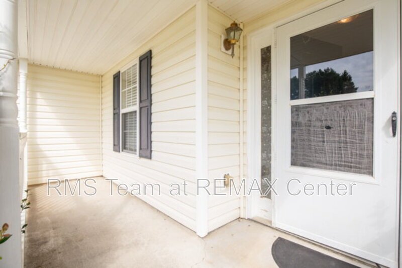 Highly sought-after Mill Creek School District! property image