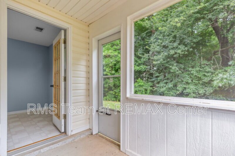 Highly sought-after Mill Creek School District! property image