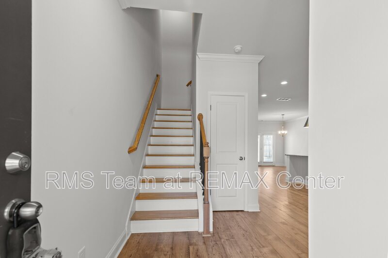 READY TO MOVE IN! property image