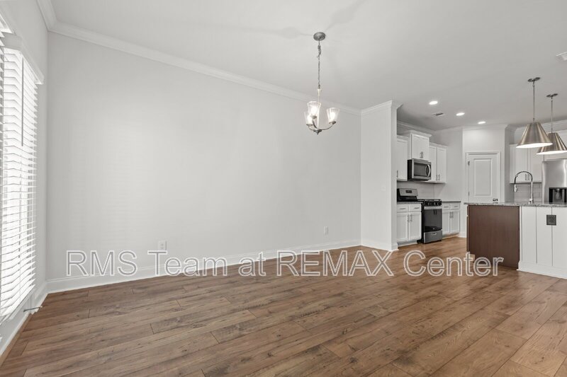 READY TO MOVE IN! property image