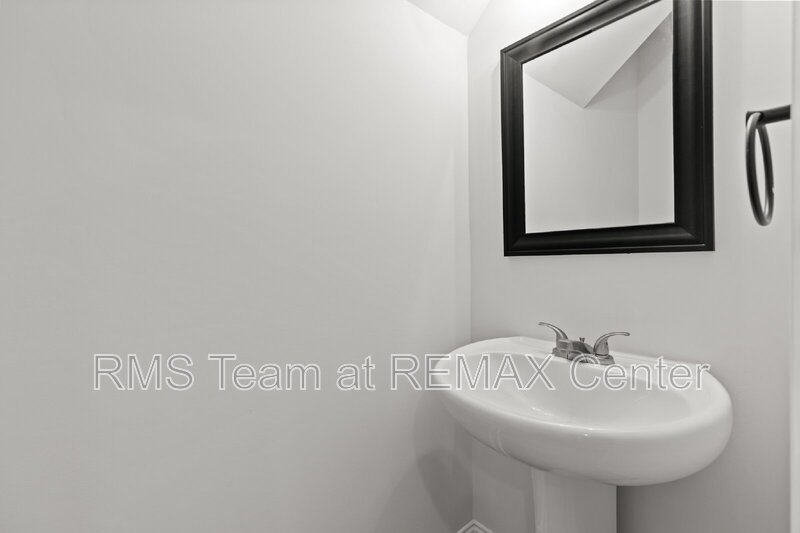 READY TO MOVE IN! property image