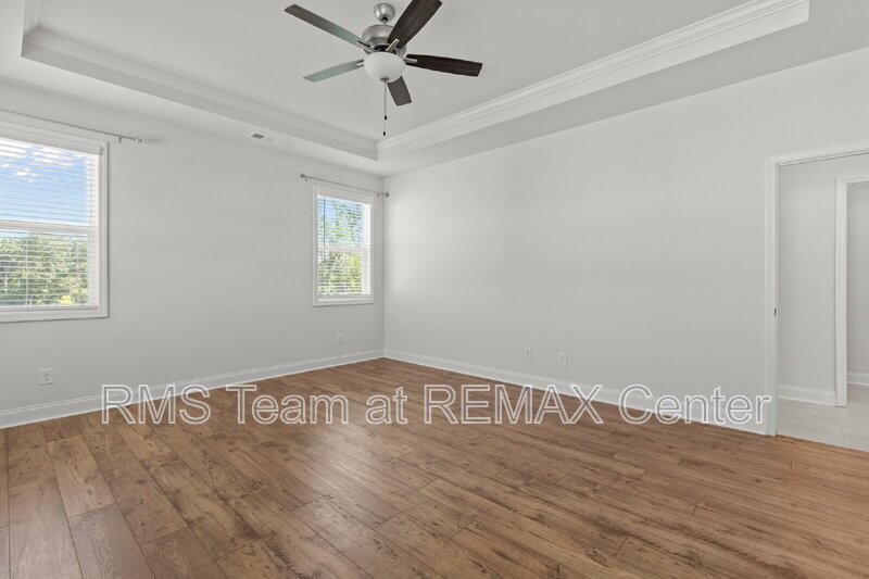 READY TO MOVE IN! property image