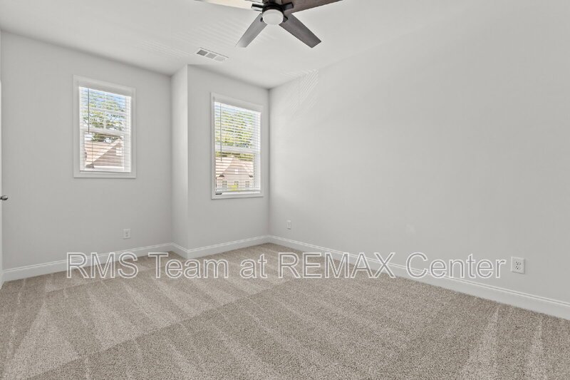 READY TO MOVE IN! property image