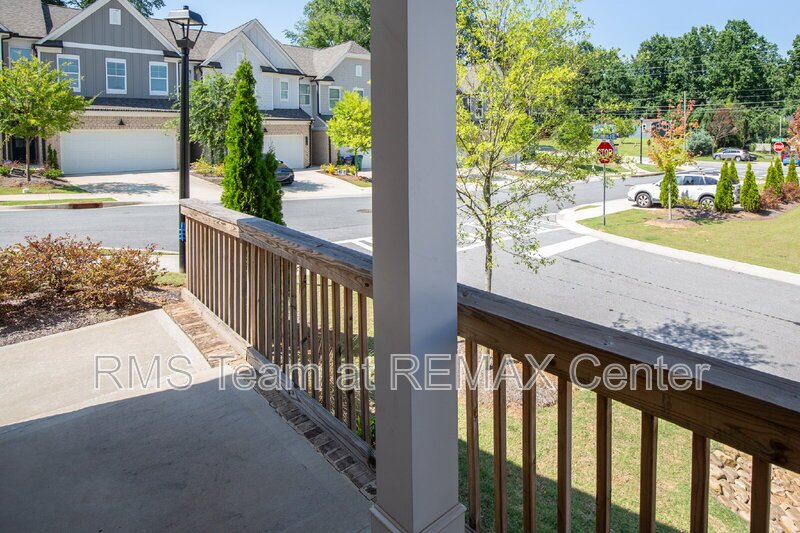 READY TO MOVE IN! property image
