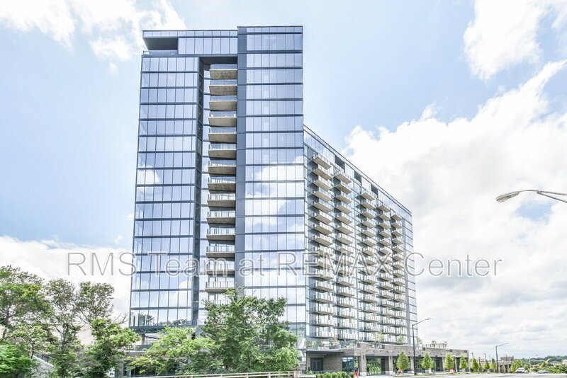 Upscale modern living in W. Midtown's sleekest & tallest High-Rise! property image