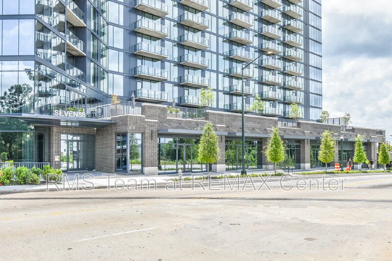 Upscale modern living in W. Midtown's sleekest & tallest High-Rise! property image