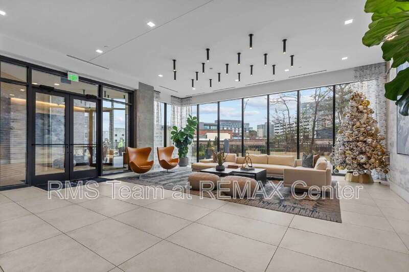 Upscale modern living in W. Midtown's sleekest & tallest High-Rise! property image