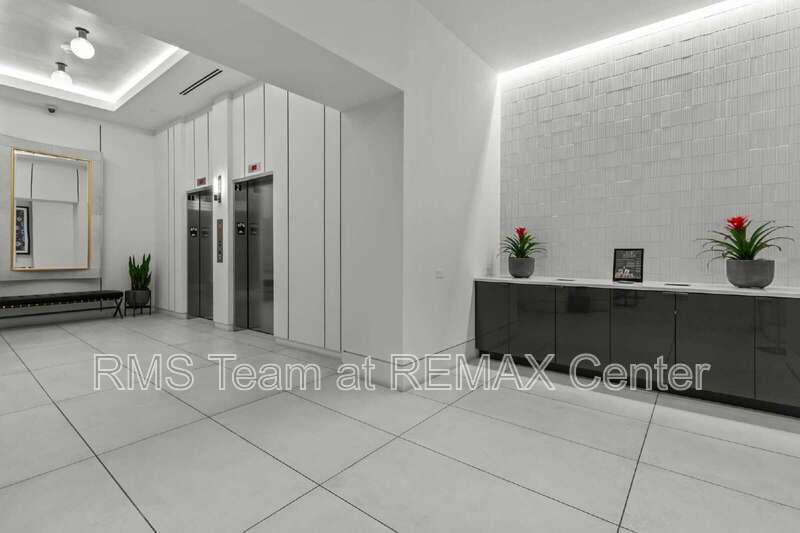 Upscale modern living in W. Midtown's sleekest & tallest High-Rise! property image