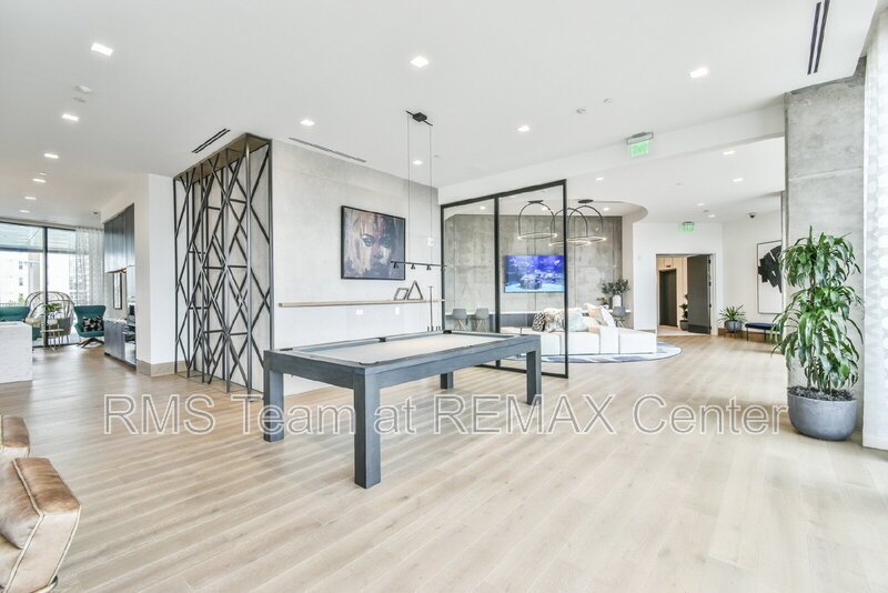 Upscale modern living in W. Midtown's sleekest & tallest High-Rise! property image