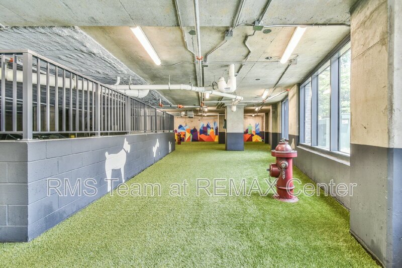 Upscale modern living in W. Midtown's sleekest & tallest High-Rise! property image