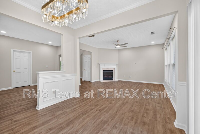 Close to Schools & Shopping plus convenient to Sugarloaf & I-85! property image