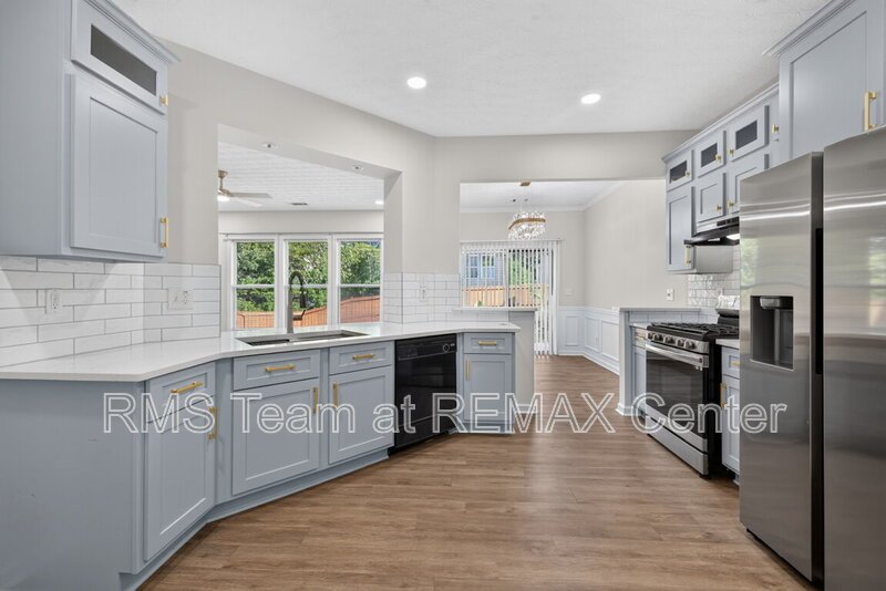 Close to Schools & Shopping plus convenient to Sugarloaf & I-85! property image