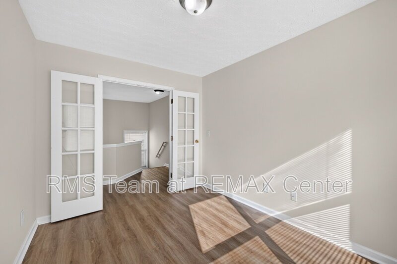 Close to Schools & Shopping plus convenient to Sugarloaf & I-85! property image