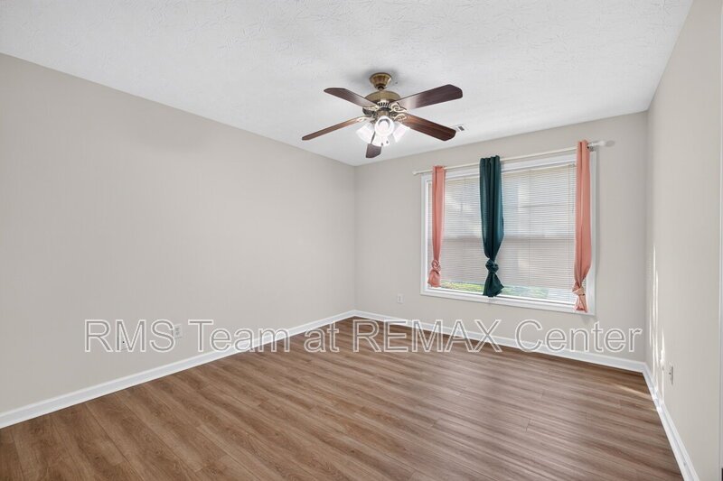 Close to Schools & Shopping plus convenient to Sugarloaf & I-85! property image