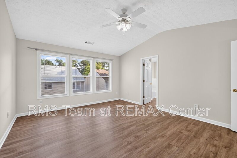 Close to Schools & Shopping plus convenient to Sugarloaf & I-85! property image