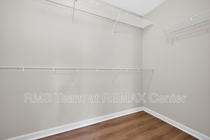 Close to Schools & Shopping plus convenient to Sugarloaf & I-85! property image