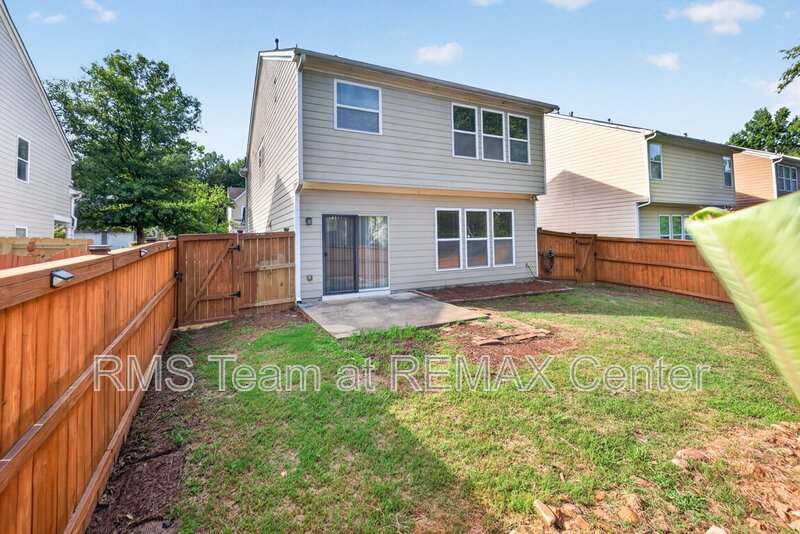 Close to Schools & Shopping plus convenient to Sugarloaf & I-85! property image