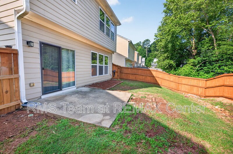 Close to Schools & Shopping plus convenient to Sugarloaf & I-85! property image