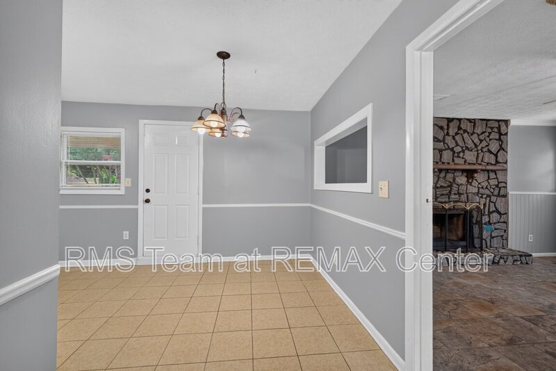 4 Bedroom, 2 Full Bath Well-Maintained Ranch House is now available! property image