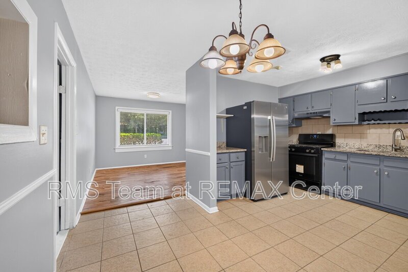 4 Bedroom, 2 Full Bath Well-Maintained Ranch House is now available! property image
