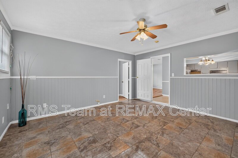 4 Bedroom, 2 Full Bath Well-Maintained Ranch House is now available! property image