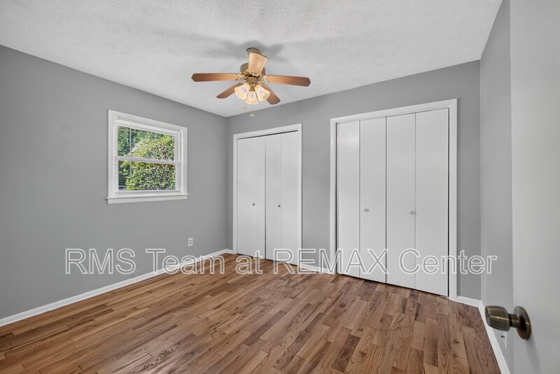 4 Bedroom, 2 Full Bath Well-Maintained Ranch House is now available! property image