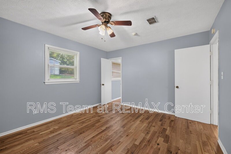 4 Bedroom, 2 Full Bath Well-Maintained Ranch House is now available! property image