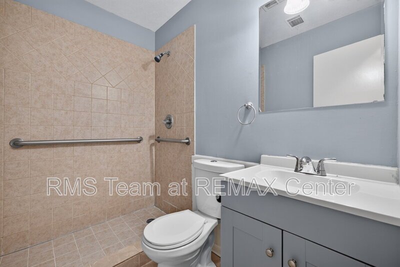 4 Bedroom, 2 Full Bath Well-Maintained Ranch House is now available! property image
