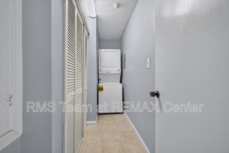 4 Bedroom, 2 Full Bath Well-Maintained Ranch House is now available! property image