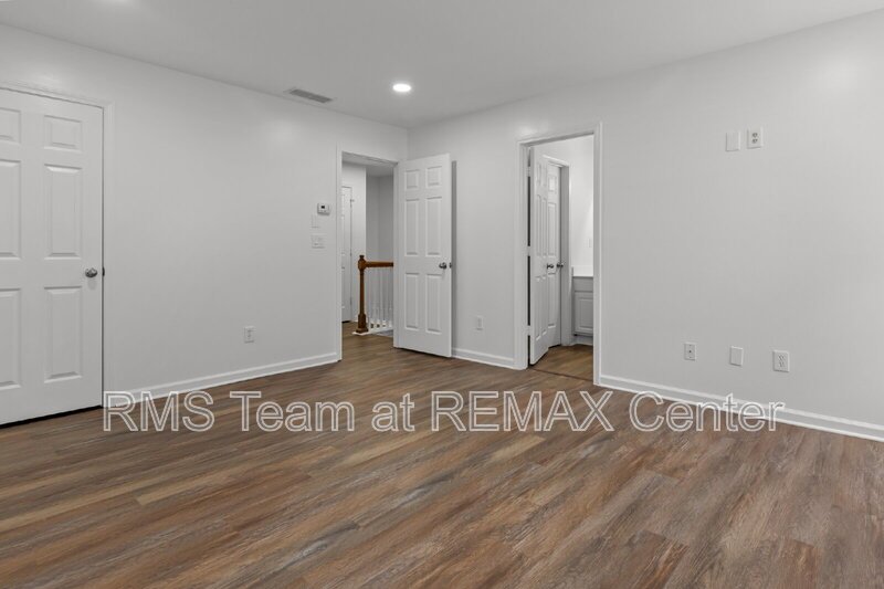 BEAUTIFUL & SPACIOUS TOWNHOME IN GATED COMMUNITY DULUTH property image